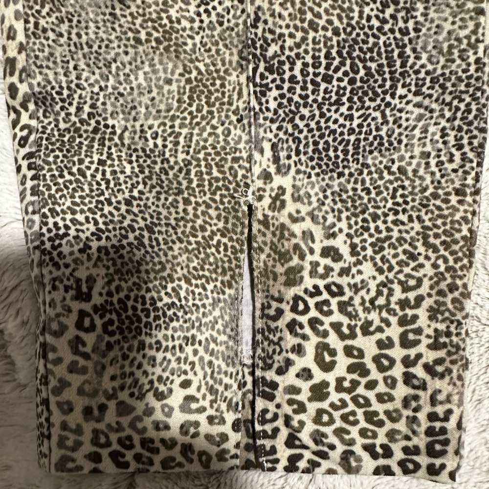 Sharon Young Leopard Cheetah Print Pants - Picture 9 of 11